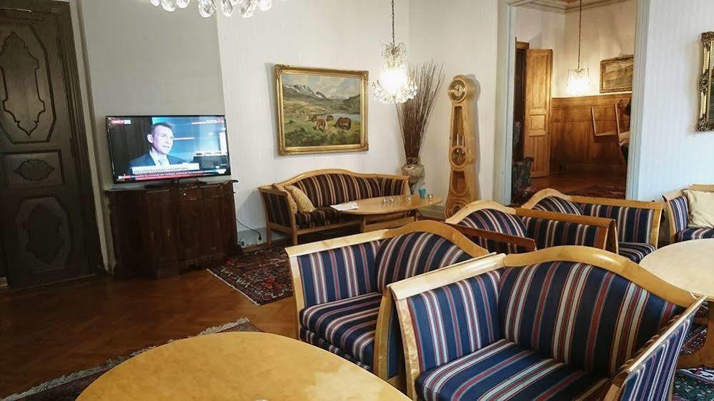 Grand Hotel הונפוס מראה חיצוני תמונה